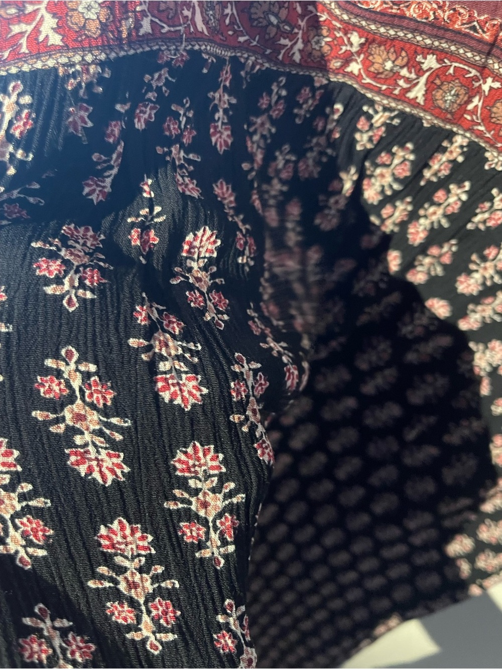 Knox Rose Black Boho Maxi Dress with Red Trim - Picture 6 of 9